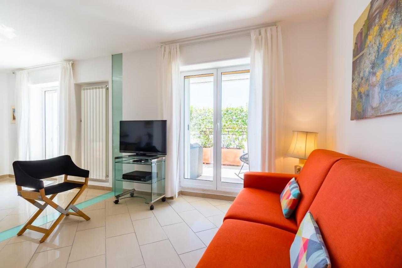 N'Attic A Vomero Penthouse Terrace By Napoliapartments Εξωτερικό φωτογραφία