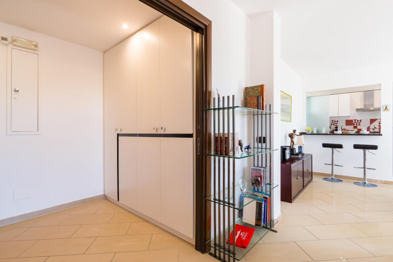 N'Attic A Vomero Penthouse Terrace By Napoliapartments Εξωτερικό φωτογραφία
